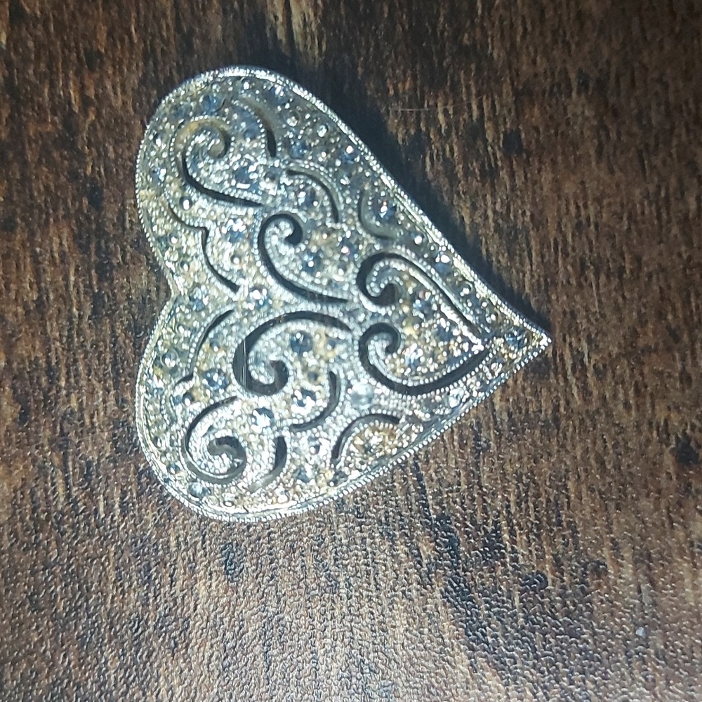 Vintage Heart Brooche